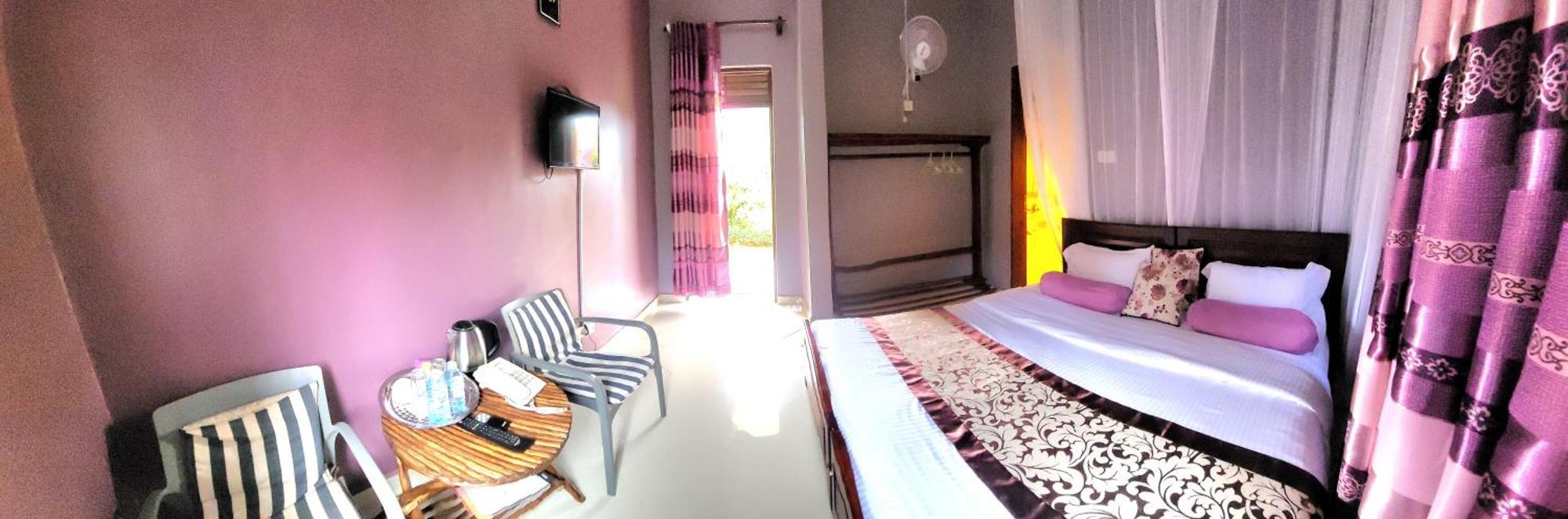 Hotel Philo Leisure Gardens Kalangala Esterno foto